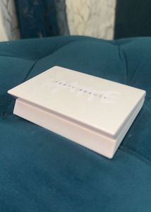 fenty beauty matte compact