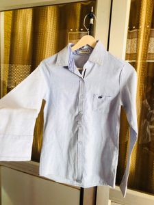 Stylish Light Blue Button-Up Shirt☁️🕶️