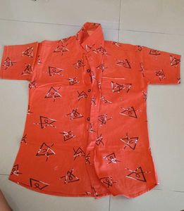 5 year old boys shirt and chest is 30in