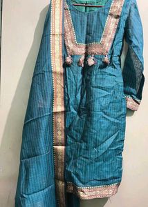 Elegant 3 piece matching suit with patchwork