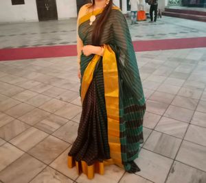Women Border Sarree