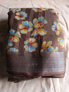 used lenin Beautiful Floral Saree. without blouse