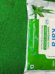 Kara Sanitizing Wipes