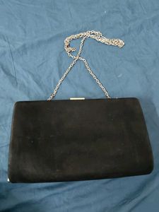 Elegant Black Clutch with Chain
