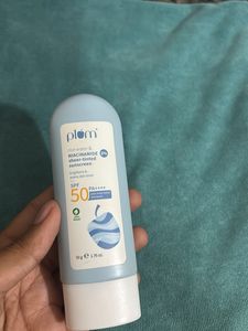 Plum &amp; Neutrogena Skincare Set