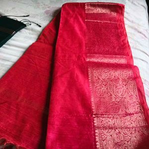 Vibrant pink-ish motka Saree with Gold Border
