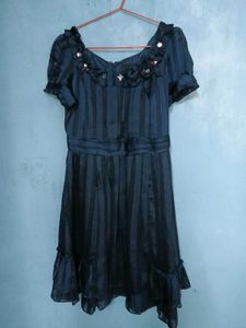 Beautiful middi knee length