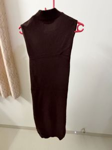 Sleeveless bodycon Neck Knit Dress