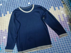 Short Top For Women In Xl Size Full Sleeves