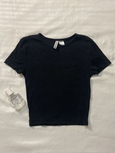 H&M Black Ribbed Cybercore Fitted Top – Y2K Stretc