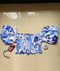 Blue Floral Puff Sleeve Crop Top