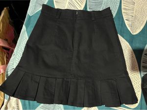 Black Pleated Mini Skirt