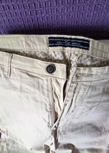 Classic Beige Chinos - Versatile Style