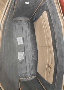 Tommy Hilfiger handbags