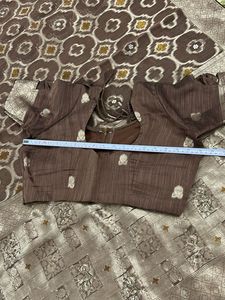 New-🪩Elegant Brown Saree with Blouse