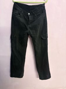 Black Cargo Jeans