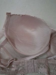 42D Lace Padded Bra