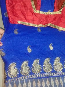 Blue Colour Saree With Blouse