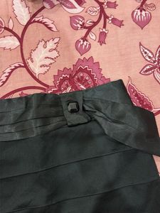 Chic Black Tiered Pencil Skirt