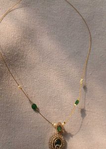 Elegant Gold Tone Emerald Necklace