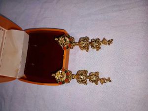 Elegant Gold Jhumka Earrings