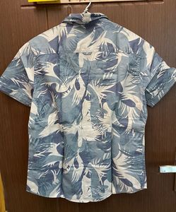 Men's Blue Tropical Print Short Sleeve Shirt