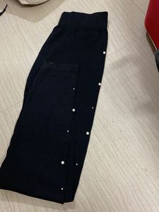 Black Pearl Detail Leggings