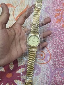 Classic Gold Tone Quartz Watch