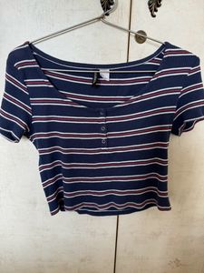 cute basic h&amp;m crop top