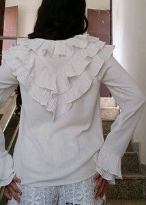 Chic Ruffled White Top