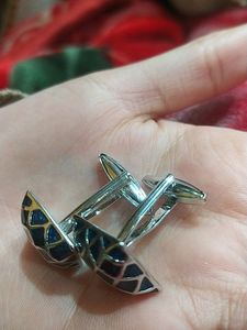 YELLOW CHIMES CUFFLINKS