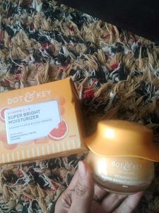 Dot & Key Vitamin C E Super Bright Moisturizer