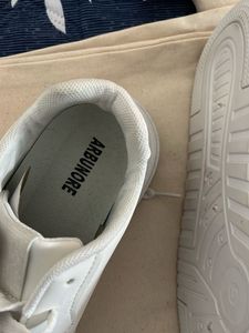 Diwali Clearance l Brand New , White Sneake