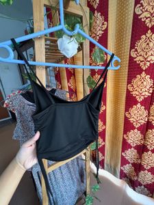 Pre loved! Crop top.