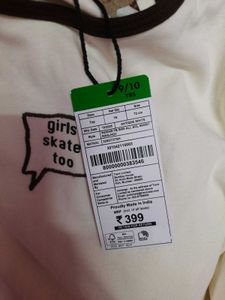 Zudio Cream "Girls Skate Too" Long Sleeve Tee