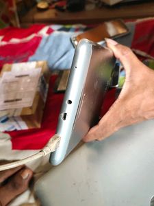Lava MTab