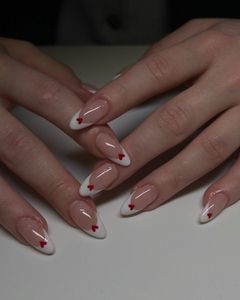 Soft set of 4 nails Classic French Manicure Nail