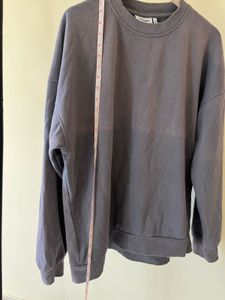 Gray Sweatshirt - Casual Style