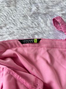 ❗️Sale❗️Pinterest Pink Tokyo Talkies Crop Top