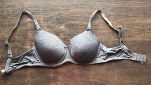 Comfortable Tshirt Grey Bra