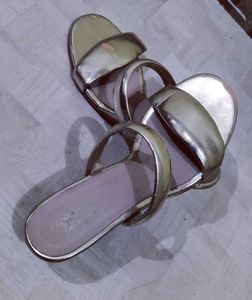 Monrow Golden Colour Heels 🪙