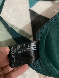 H&amp;M Emerald Green Textured Bikini Set