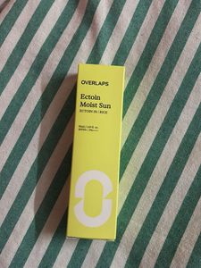 Overlaps Ectoin Moist Sun SPF 50