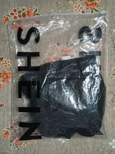 Chic Black Lace Trim Cami Top