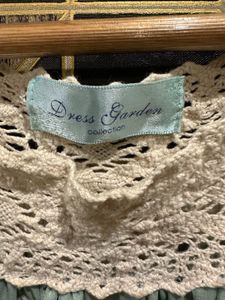 Bohemian Floral Print Top with Lace Neckline