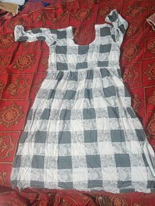 Subtle Grey And White Kurti