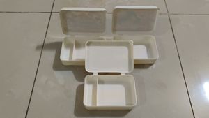 Pack Of Three Plastic Lunch Box
