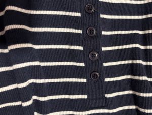 white &amp; navy striped henley !!