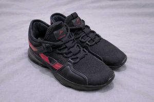 Abros Mesh Sports/Training Shoes – Black &amp; Red