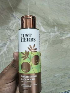 Just Herbs Brightening Face Wash